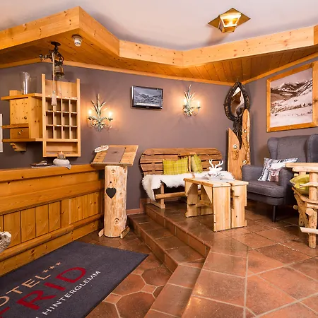 Astrid - In - Out Ξενοδοχείο