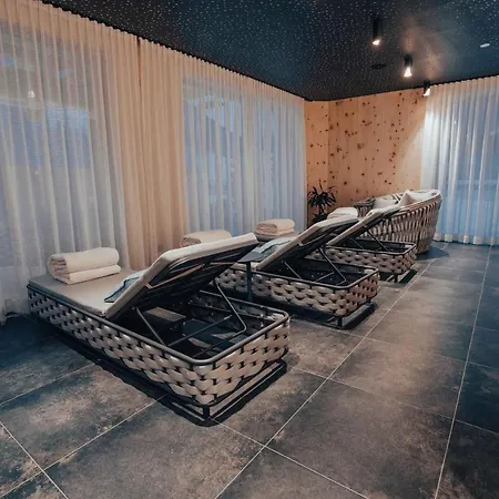 Astrid - In - Out ホテル