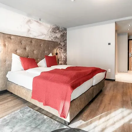 Hotel Astrid - In - Out Saalbach-Hinterglemm