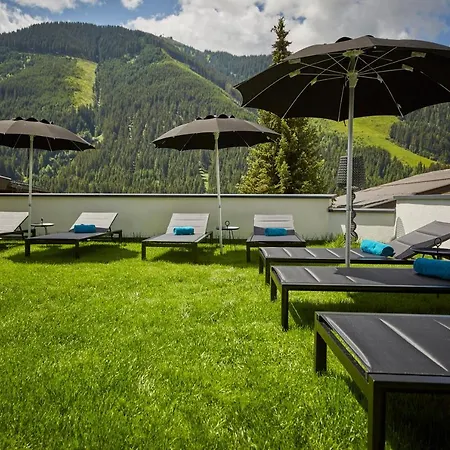 Hotel Astrid - In - Out Saalbach-Hinterglemm