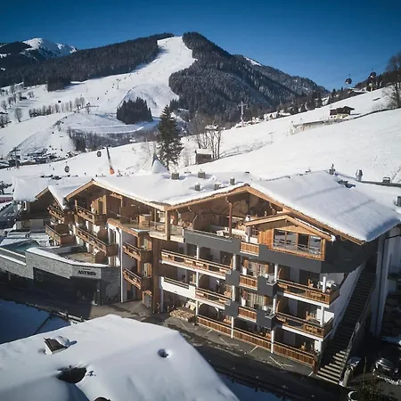 Astrid - In - Out Hotel