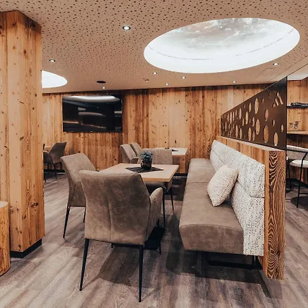 Astrid - In - Out 4* Saalbach-Hinterglemm