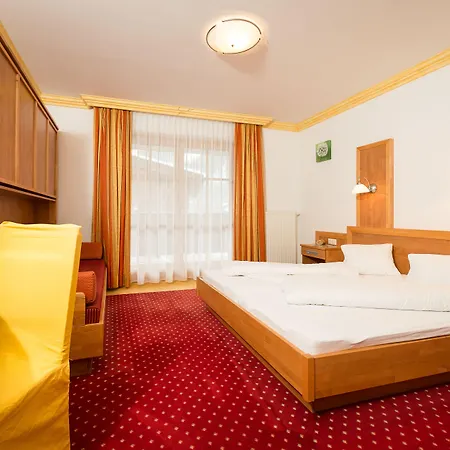 Astrid - In - Out Hotel