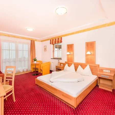 Hotel Astrid Mit Panoramapool & Inklusive Jokercard