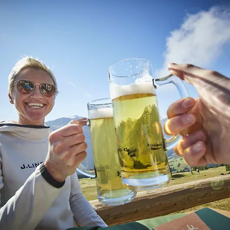 Astrid - In - Out ホテル 4*