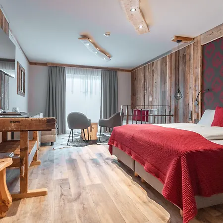 Hotel Astrid - In - Out