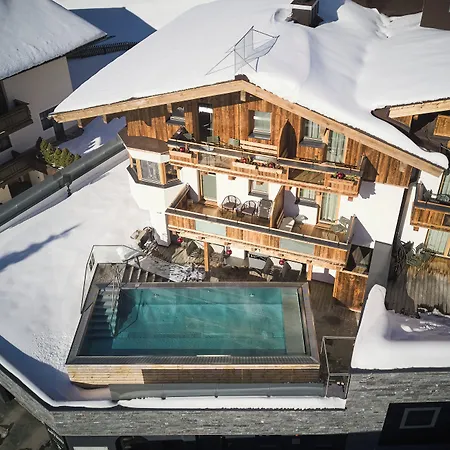 Astrid Mit Panoramapool & Inklusive Jokercard 4* Saalbach-Hinterglemm