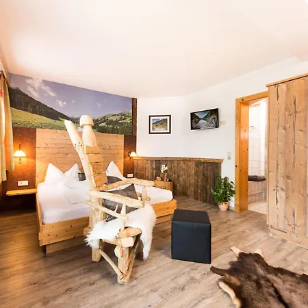 Astrid - In - Out ホテル