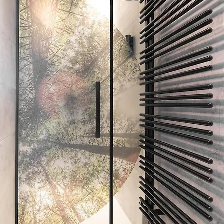 Astrid - In - Out ホテル ザールバッハ・ヒンターグレム