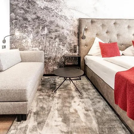 Astrid Mit Panoramapool & Inklusive Jokercard Отель 4*