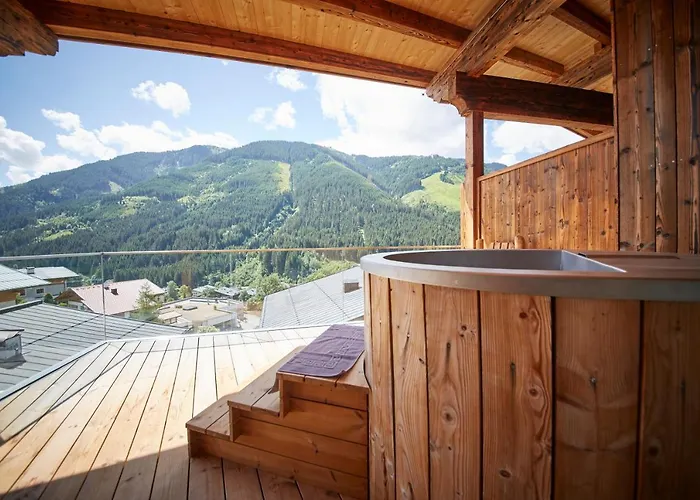 Hotel Astrid Inklusive Jokercard & Pool Hotel Saalbach-Hinterglemm