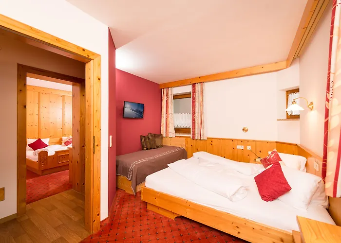 Hotel Hotel Astrid Inklusive Jokercard & Pool Saalbach-Hinterglemm